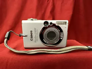 Canon PowerShot S400 Digital ELPH Camera Ultra Compact 4.0mp TESTED w/ Charger - Picture 1 of 12