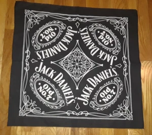 Jack Daniels alte Nr. 7 schwarz weiß Bandana 20" - Bild 1 von 2