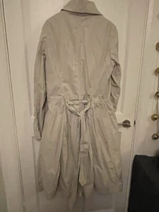 Designer trench coat - Picture 1 of 10