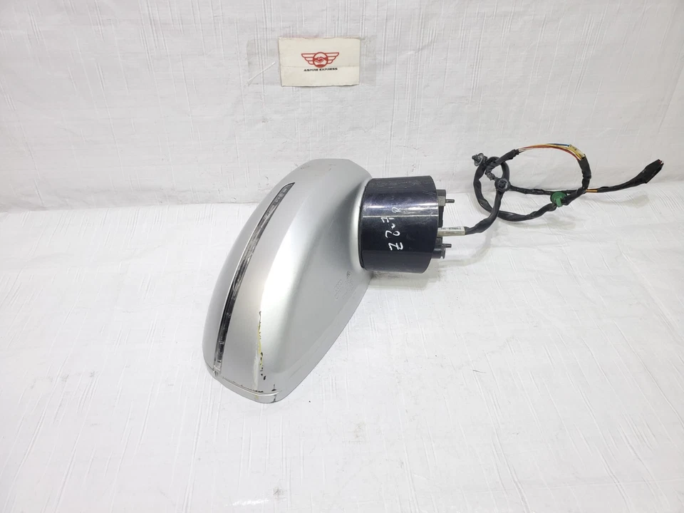 Espejo retrovisor derecho pasajero Audi TT RS 2012-2013 Quattro vista lateral OEM Foto 1 de 4