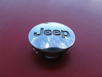 JEEP LIBERTY COMPASS 指挥官轮 RIM HUB CAP CENTER COVER PLUG #13353 — 第 1/2 张图片