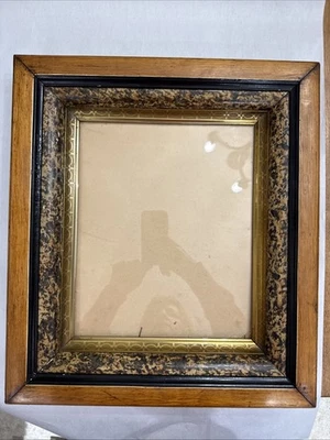 "Antiguo marco de fotos victoriano grande de roble profundo y yeso dorado 15x17"" con vidrio" Foto 1 de 4