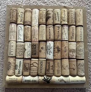 Wine Corks Handmade Pin Bulletin Board Hanging Wall Art Decor - Picture 1 of 14