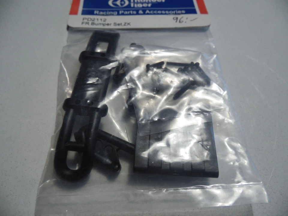 THUNDER TIGER PD2112 Front Bumper Set ZK - Photo 1/1