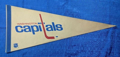 NHL WASHINGTON CAPITALS VINTAGE PENNANT 12 X 30 USED W/PIN HOLES Cover