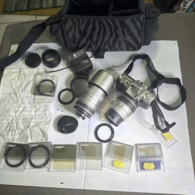 Pentax MZ-50 35mm Film Camera w/2x Lenses & Bag *UNTESTED* (2D) Extras - Image 1 of 4