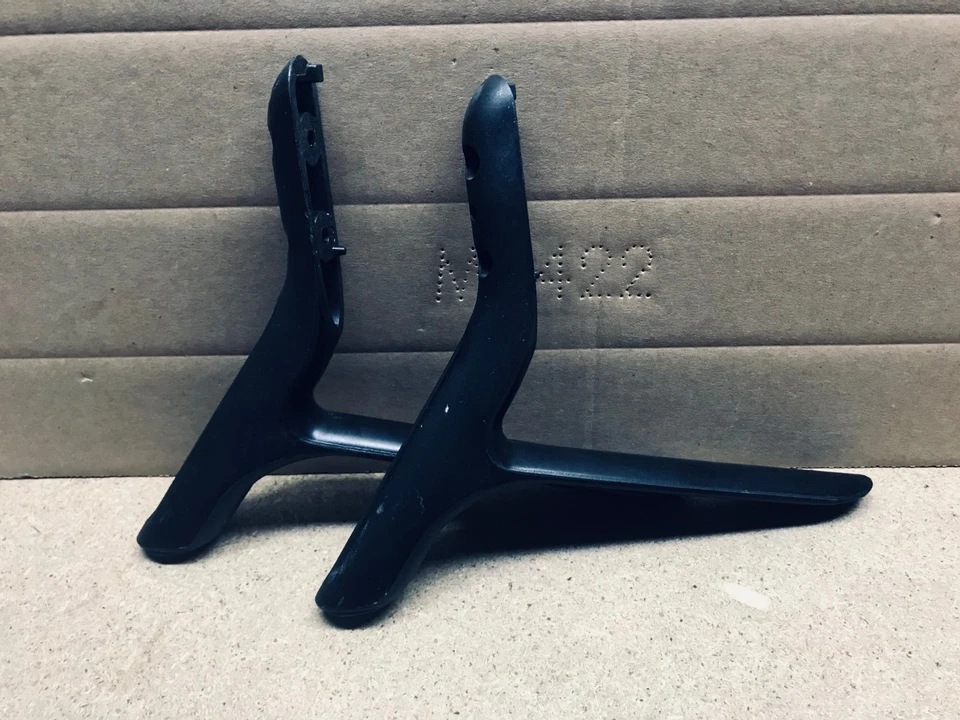 LG 55LB5900-UV pés sem parafusos LG AAN74355106 L/R (se encaixa mais listados) - Imagem 1 de 1