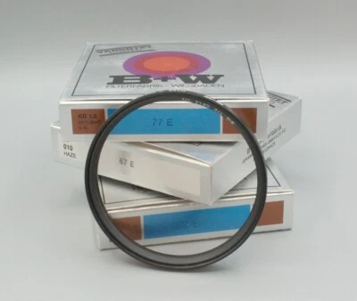 Schneider Kreuznach B&W Filters UV & Skylight (3)   (7340) - Image 1 of 2