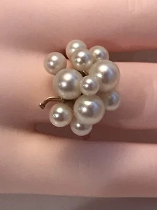 BELLISSIMO SPRAY DI PERLE IN UN ANELLO IN ORO GIALLO 14K - TAGLIA 6 - IN PERFETTE CONDIZIONI - Foto 1 di 6