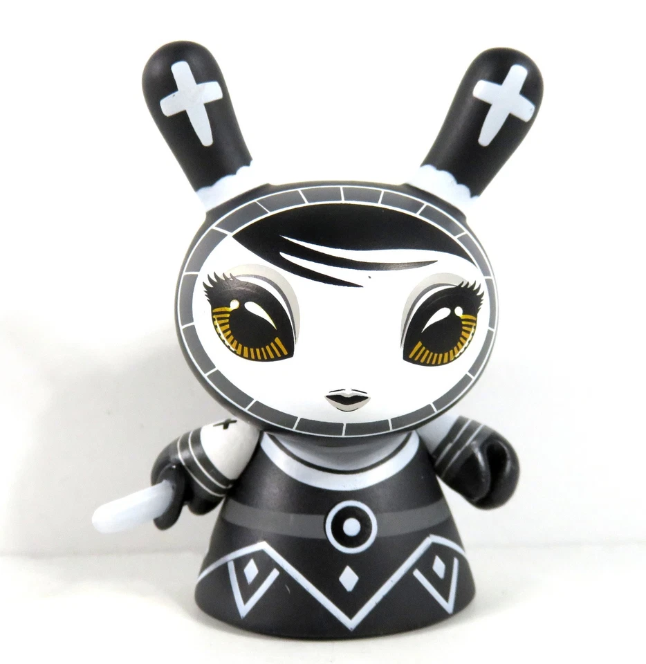 Kidrobot Shah Mat Otto Bjornik Dunny Vinilo Negro Peón Figura NUEVO Foto 1 de 1