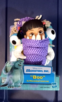罕见皮克斯 2001 年迪士尼怪物公司 Boo In Monster 服装毛绒娃娃全新 — 第 1/2 张图片