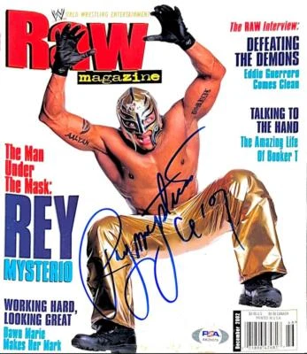 WWE REY MYSTERIO JR HAND SIGNED AUTOGRAPHED MAGAZINE DECEMBER 2002 WITH PSA COA  - Image 1 of 2