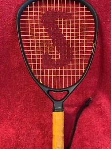 SPALDING ULTIMA RACQUETBALL RACQUET WITH COVERING CASE - Picture 1 of 11