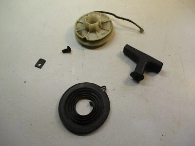 Homelite ST-385C String Trimmer Recoil Parts Lot - Spring, Pulley, Rope, Handle - Image 1 of 4