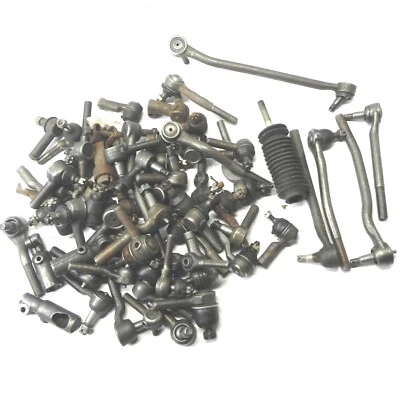 LOTE DE EXTREMOS DE BARRA DE AMARRE AÑOS 40-80 GM FORD MOPAR PIEZAS EN SU MAYORÍA NUEVAS EXTREMO DE VARILLA STOCK ANTIGUO Foto 1 de 4