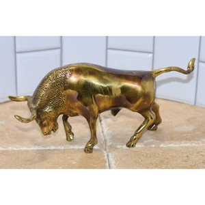MCM Brass Bull Figurine Wall Street Bull Art Decor Bull/Cow/Ox Figure Sculpture - Picture 1 of 5