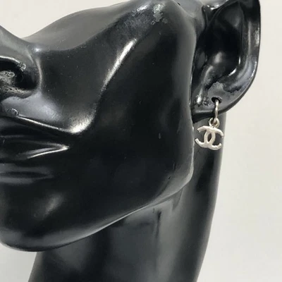 CHANEL Ohrringe Swing Small Coco Logo silberfarben - Bild 1 von 4