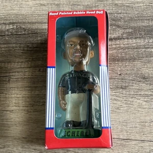 NIB Ichiro Suzuki Hand Painted Bobble Head 2001 Rookie Seattle Mariners - Picture 1 of 4
