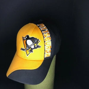 Pittsburgh Penguins CCM Hockey NHL Hat Cap SnapBack Black Yellow-extra sturdy - Picture 1 of 4