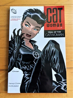 CATWOMAN Vol 1 Trail of the Catwoman Cooke Brubaker平装TPB DC漫画 — 第 1/4 张图片