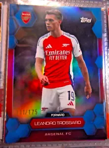 LEANDRO TROSSARD - BASE BLUE /175 - No. 17 - TOPPS 2024-25 ARSENAL FC FAN SET - Imagen 1 de 2