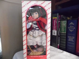 ROTKÄPPCHEN - PORZELLANPUPPE - LAGER # 120594 - HOUSE OF LLOYD - 1998 - Bild 1 von 6