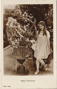 PC MARY PICKFORD, MOVIE STAR, ROSS 3100, Vintage REAL PHOTO Postcard (b33060)