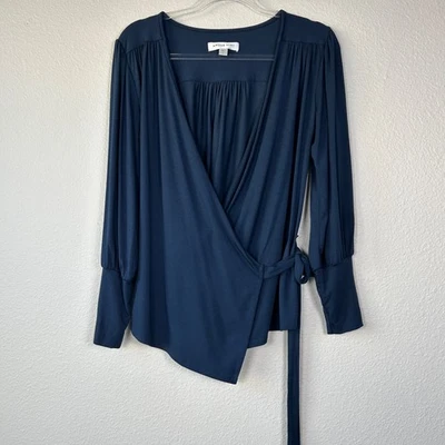 Amour Vert size L Cassidy Dream knit blouse ocean navy wrap top long sleeve Foto 1 de 4