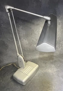 Vintage Dazor Industrial Articulating Drafting Lamp Light MCM Desk Top P 2324 16 - Picture 1 of 13