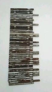 (lote de 44) Aurora T-Jet AFX HO Escala Ranura Coche Ejes Piezas De Colección (B1) - Imagen 1 de 3