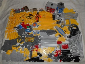 LEGO CITY: 7905 Gru a Torre RARO SET 100% COMPLETO Costruzioni con Minifig Sub - Foto 1 di 17