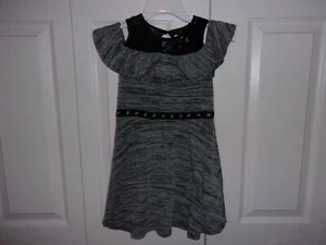 D-Signed Disney dress in size XS- 6, gray and black of the shoulder, cute. - Picture 1 of 4