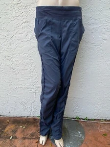LULULEMON ATHLETICA WOMENS UNLINED PANTS SZ 10 - Picture 1 of 8
