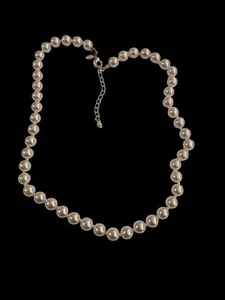 Roman Faux Pearl Silvertone Necklace 18" EUC Vtg - Bild 1 von 6