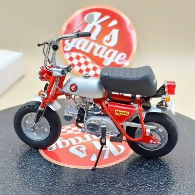 EBBRO 1/10 Honda Monkey Z50A Diecast model motorcycle bike red japan 10018 - Image 1 of 4