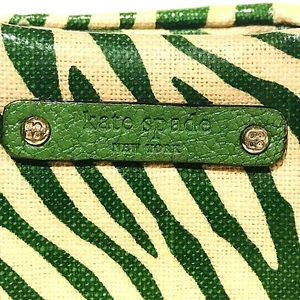 Kate Spade Minitasche grün Zebra Muster Geldbörse Japan - Bild 1 von 12