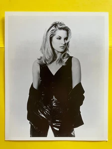 Bridgette Wilson  , original  talent agency headshot photo w/Credits - Picture 1 of 2