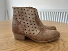 Laura Bellariva Tan And Gold Ankle Boots Size 35 UK 2/3