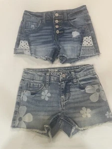 2 Hippie Girl Denim Shorts Kid Size 5 Snap & Zip Button Soft Stretch Adjustable - Picture 1 of 13