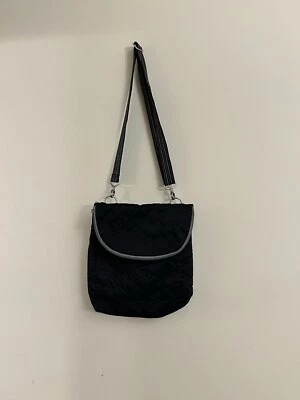 Thirty One Vary You Multiway Mochila Bandolera Cartera Negra y Gris Acolchada Foto 1 de 4