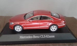 NOREV 1:43 Merdes-Benz CLS cupé MOPF C218 designo rojo hyanzinto B66961936 - Imagen 1 de 3