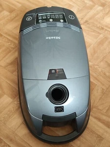 Miele S 758 Premium Staubsauger / Grundgerät S758 mit 1800W - Bild 1 von 10