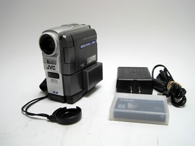 Caméscope pour mini cassettes JVC GR-DF540E - Photo, audio & vidéo
