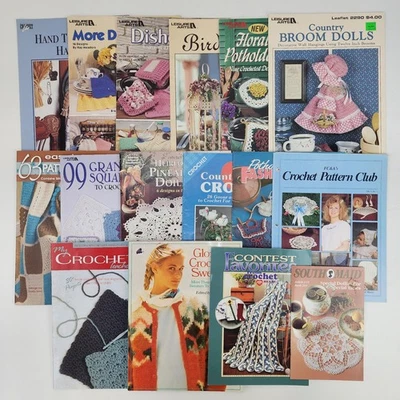 Lot of 11 Vtg 80s 90s Modern Crocheting Books Patterns Leisure Arts Leaflets - Image 1 of 4