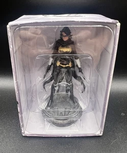 DC Batman Set Chess Eaglemoss Black Bat White Pawn Piece Figurine Figure - Picture 1 of 1