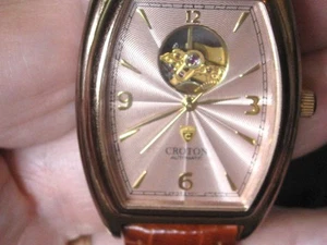 Croton Swiss 25 jewel Automatic Watch Champagne Dial Gold 35mm - Picture 1 of 8