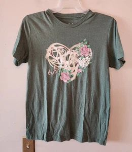 Realtree Women Outfitters Antler Heart Short Sleeve T-shirt loose fit size med - Picture 1 of 5