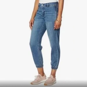 NEW! SkinnyGirl Cheryl Denim Jogger Jeans, Mid-Rise - Picture 1 of 11