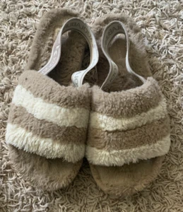 Koolaburra by UGG FUZZ'N II Women's Faux Fur Slipper Sandals Size US 7.5-8 Tan - Picture 1 of 10