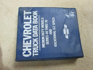 1982 Chevrolet Truck Data Book Series 40 thru 70 and Vocational E-Z Specs - Bild 1 von 2